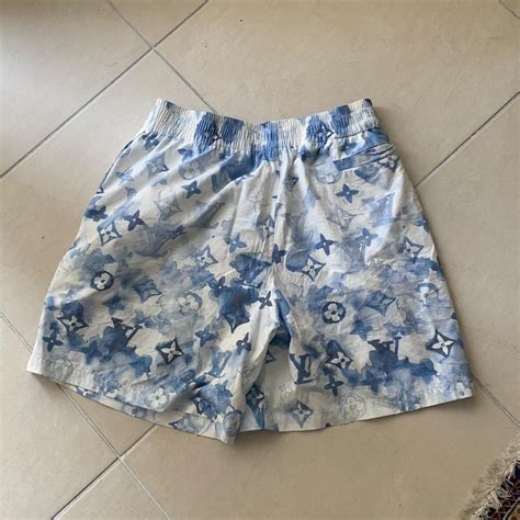 Men's Louis Vuitton Shorts .